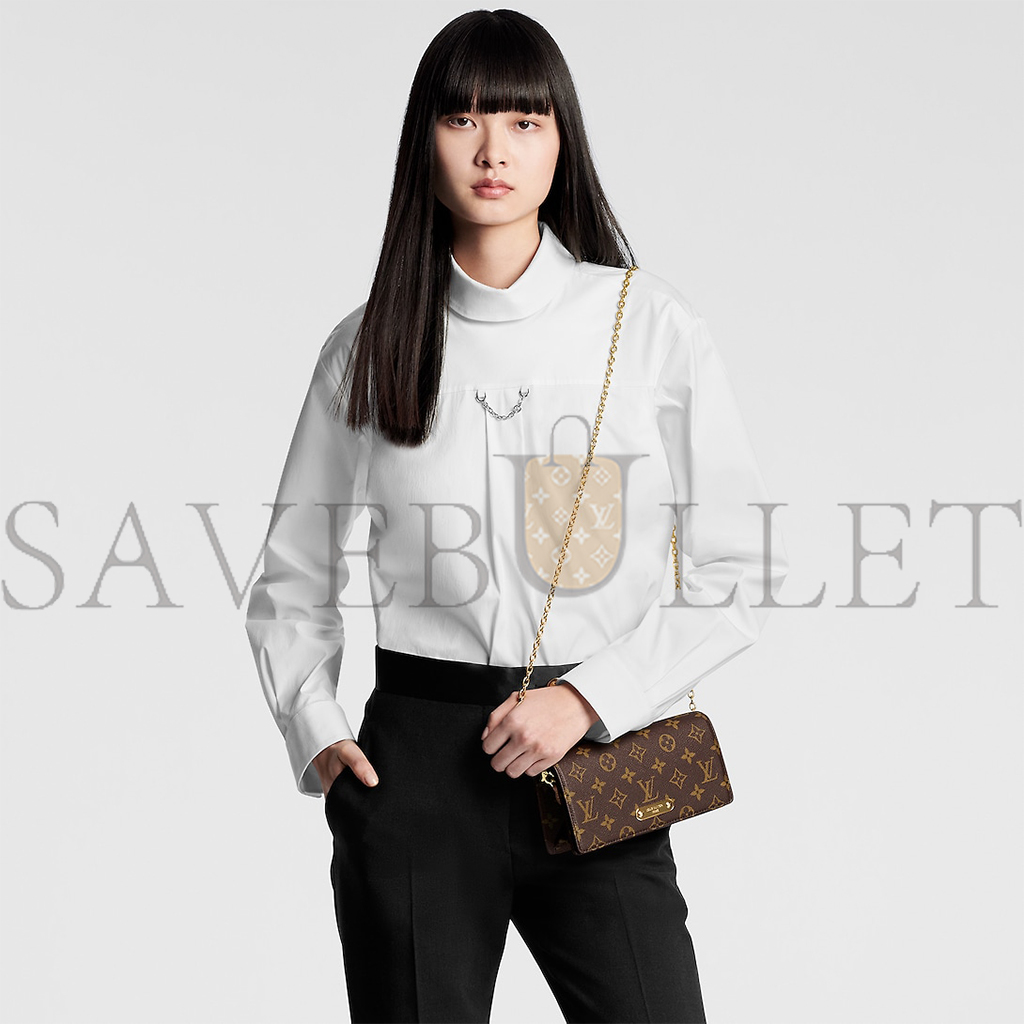 l**is V*t*n wallet on chain lily m82509 (20.7*10.2*3.5cm)